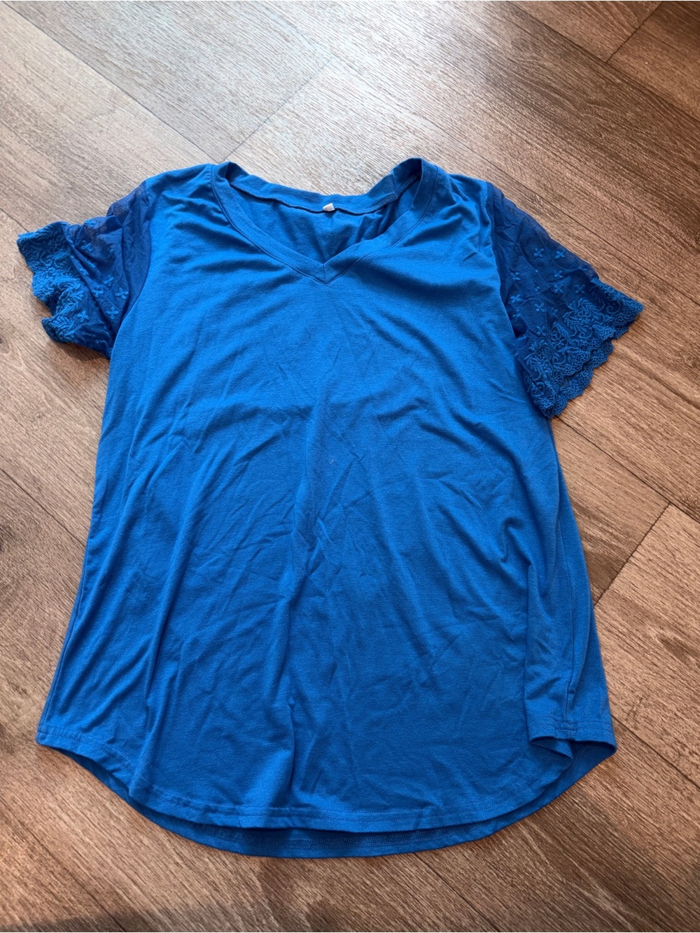 Source Unknown Royal Blue V-Neck Lace Sleeve Top
